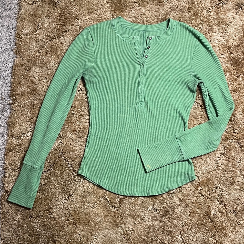 American Eagle Y2K‎ Green Long Sleeve Fitted Woman’s Top Size Small